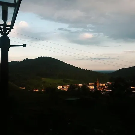 בית חווה Agriturismo Al Ciliegio *